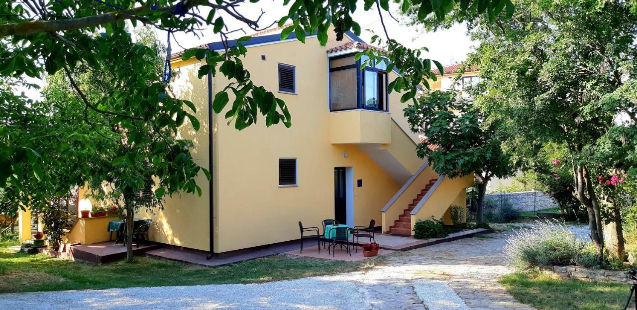 Vesna Apartment Pula Exteriör bild